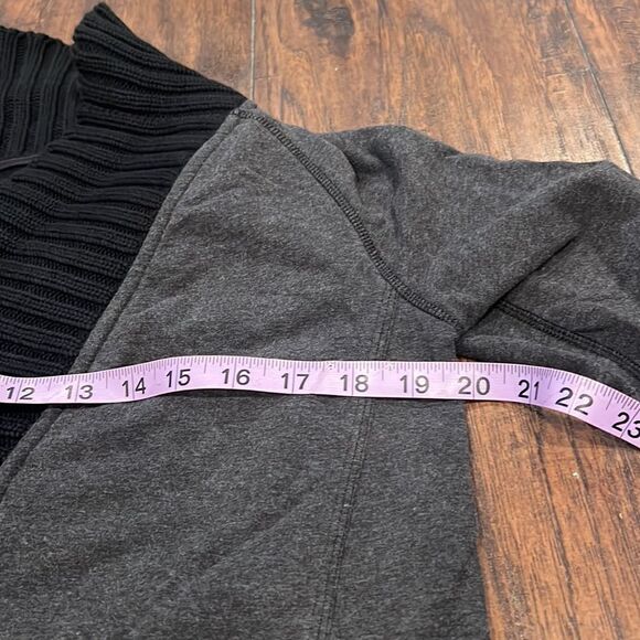 Lululemon Bliss Break Wrap Heathered Black size 6 Cardigan Jacket one button EUC - Picture 7 of 13